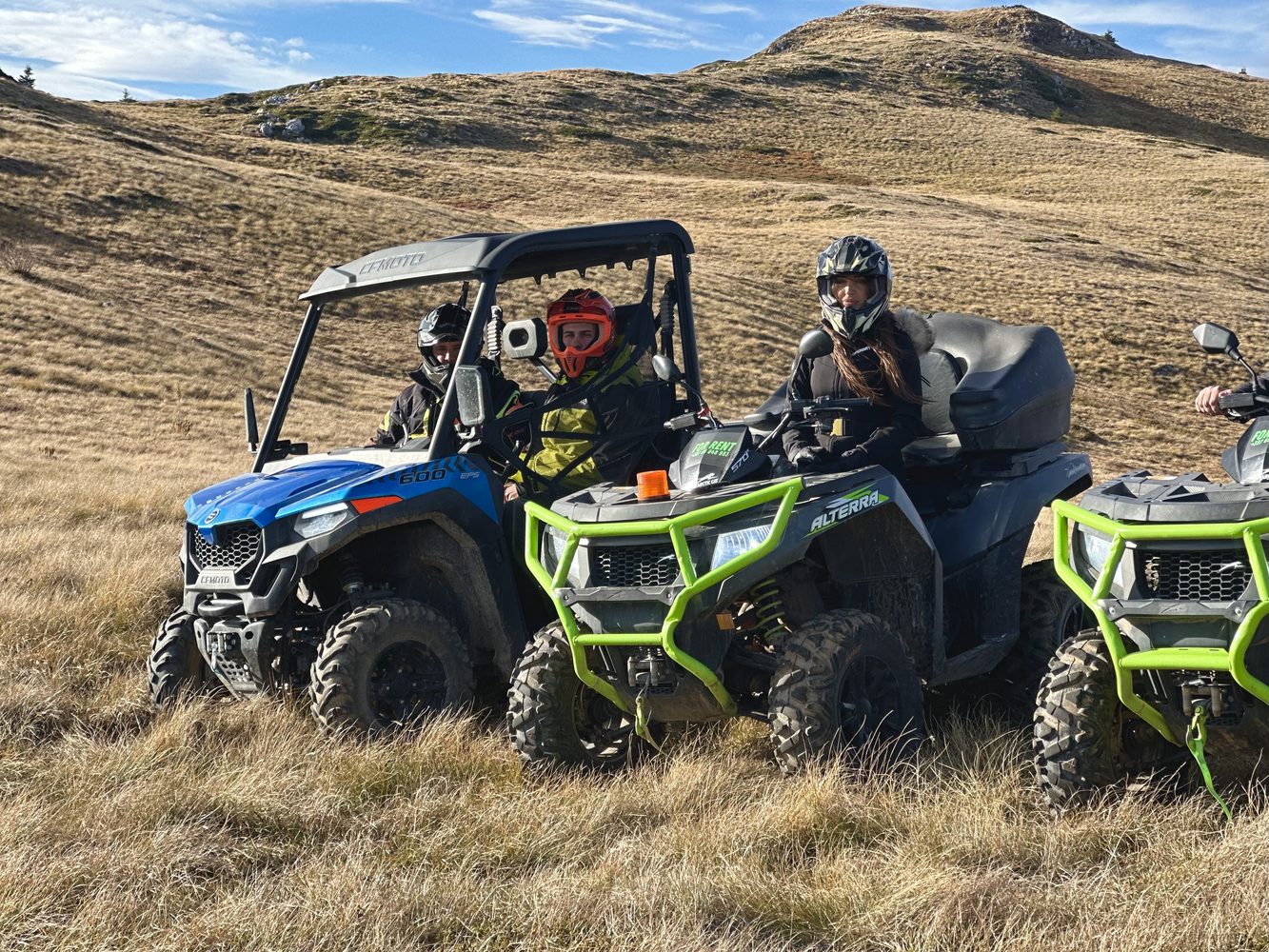 Rent a quad Jahorina grupa vozila na planini